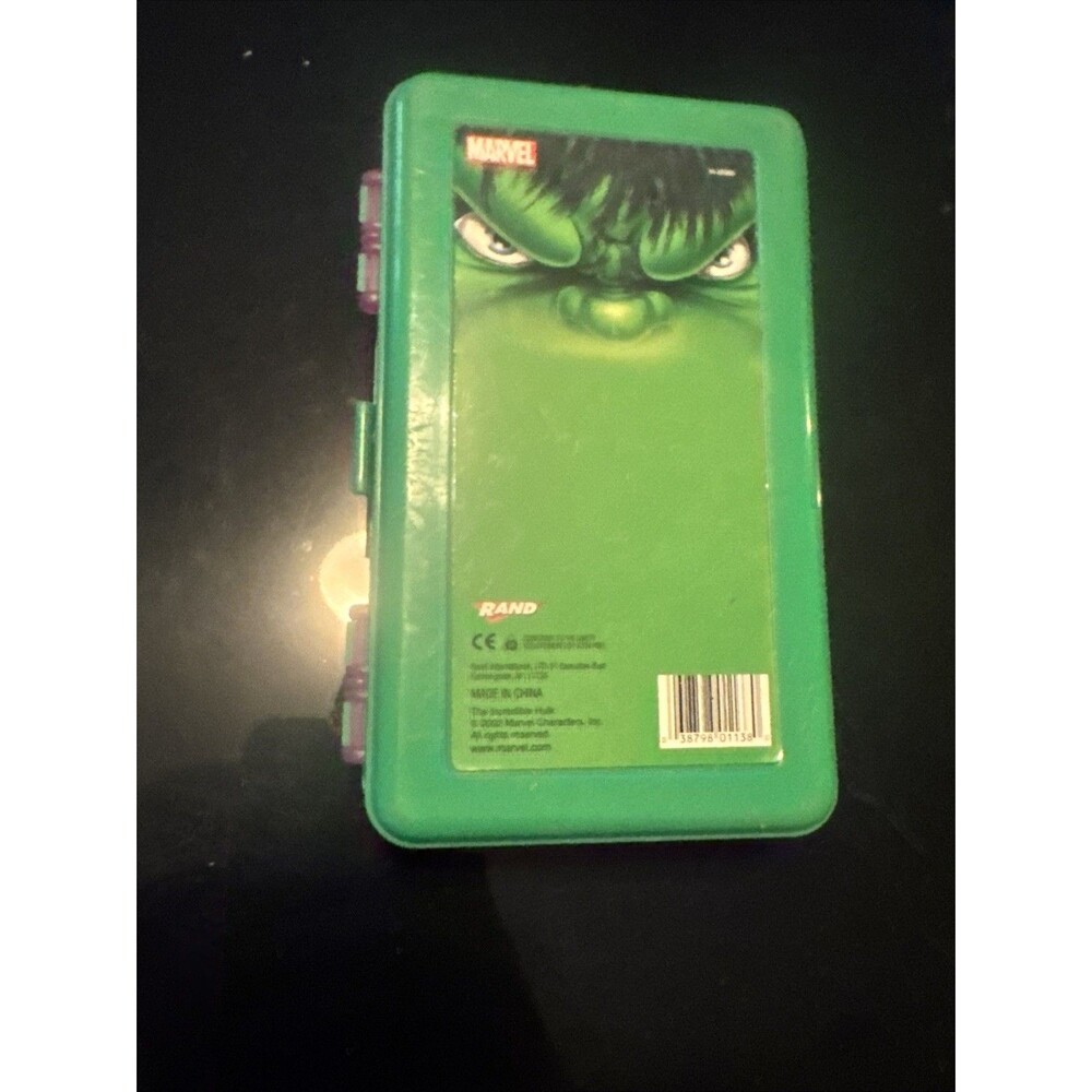Vintage 2004 Rand International Marvel The Incredible Hulk 3D Small Tackle Box - Picture 3 of 3